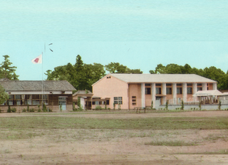 井泉中学校全景