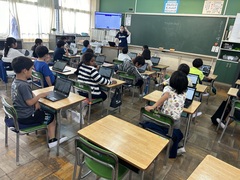 足場