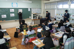 研究