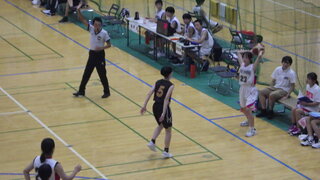 ２６日女子バスケ１